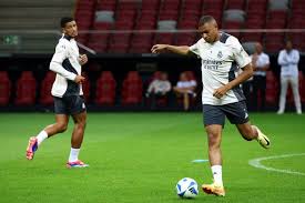 令人振奋的 令人振奋的